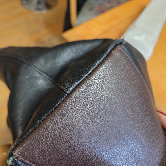 Vintage Coach Black and Brown Leather Tote Bag - Picture 6 of 16